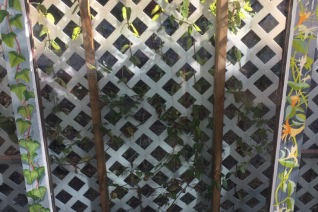 Gene Langlois mural, vines on support beams